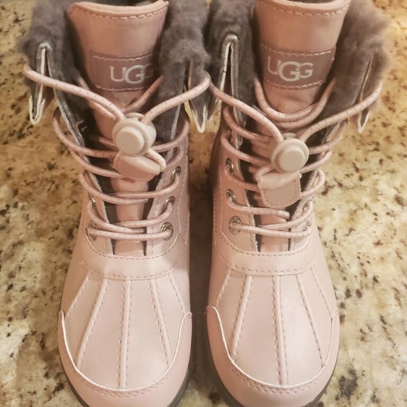 Girls brand new ugg boots size 13 - Picture 4 of 7